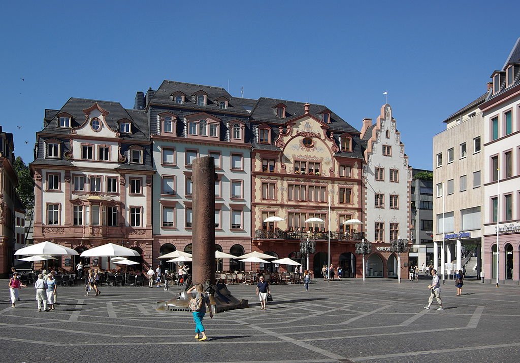 Mainz, Platz in der Mainzer Altstadt, in der Nähe des Doms